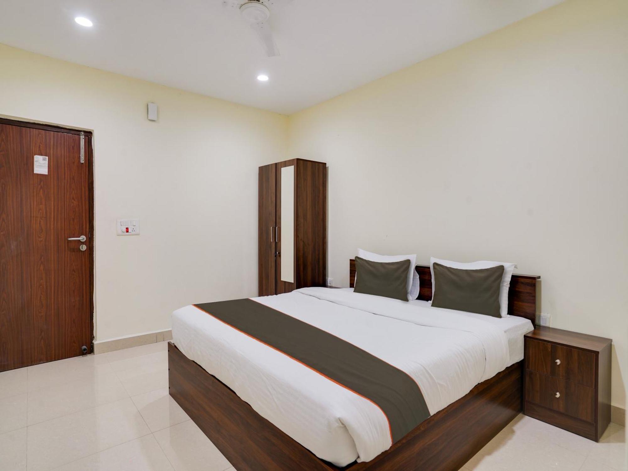 Collection O Relax Roof Hyderabad