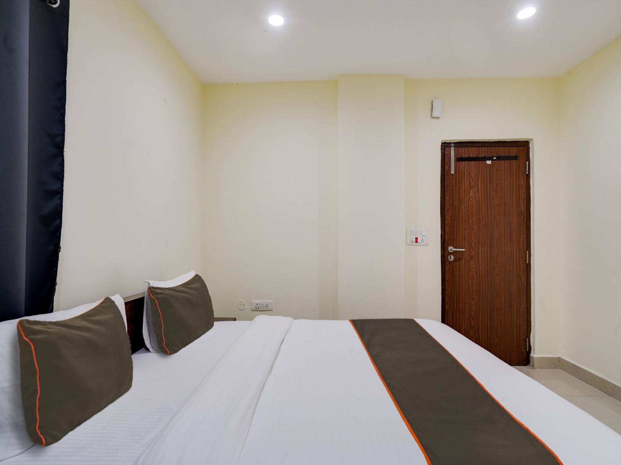 Hotel Collection O Relax Roof Hyderabad