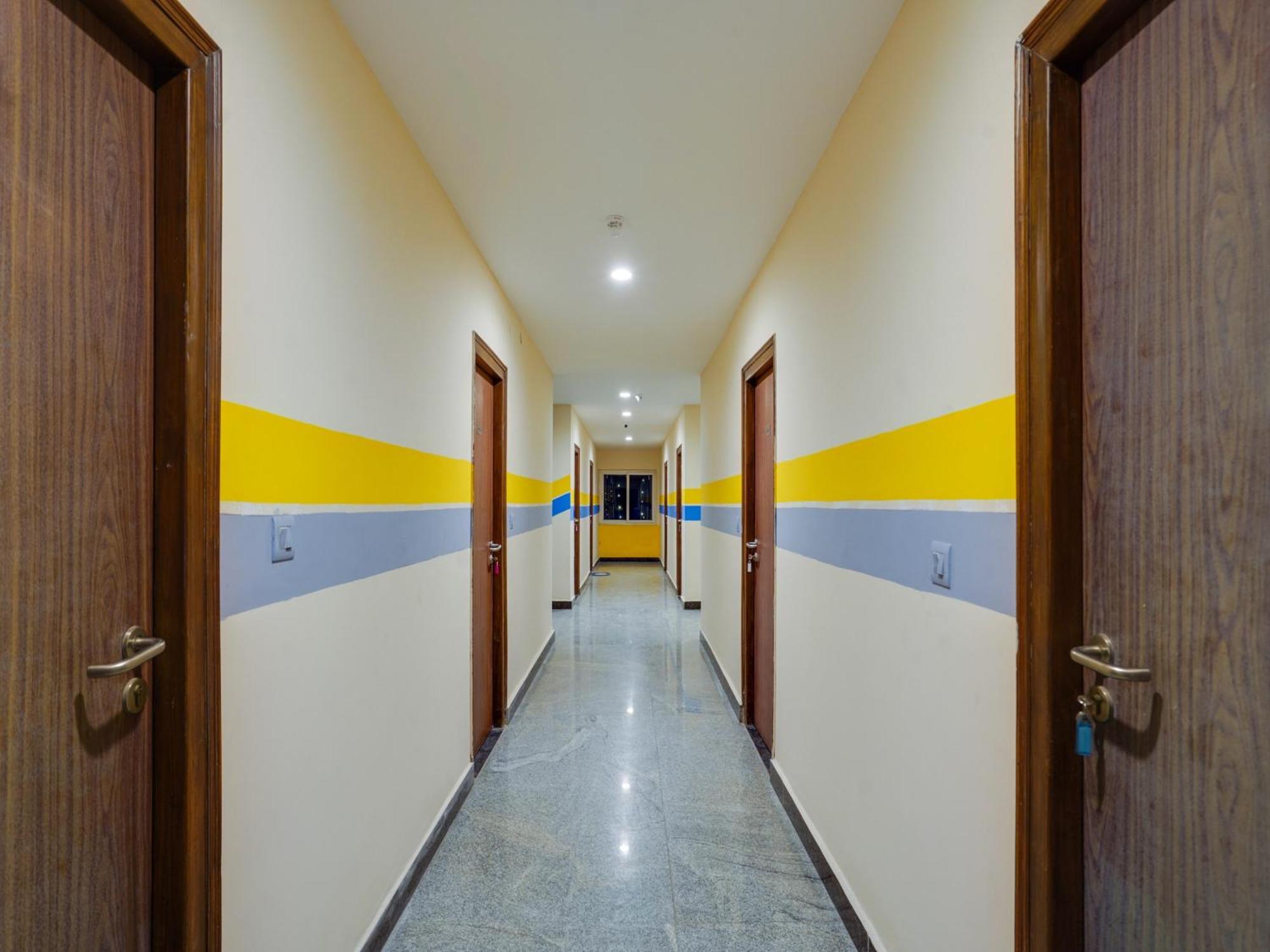 Collection O Relax Roof Hyderabad